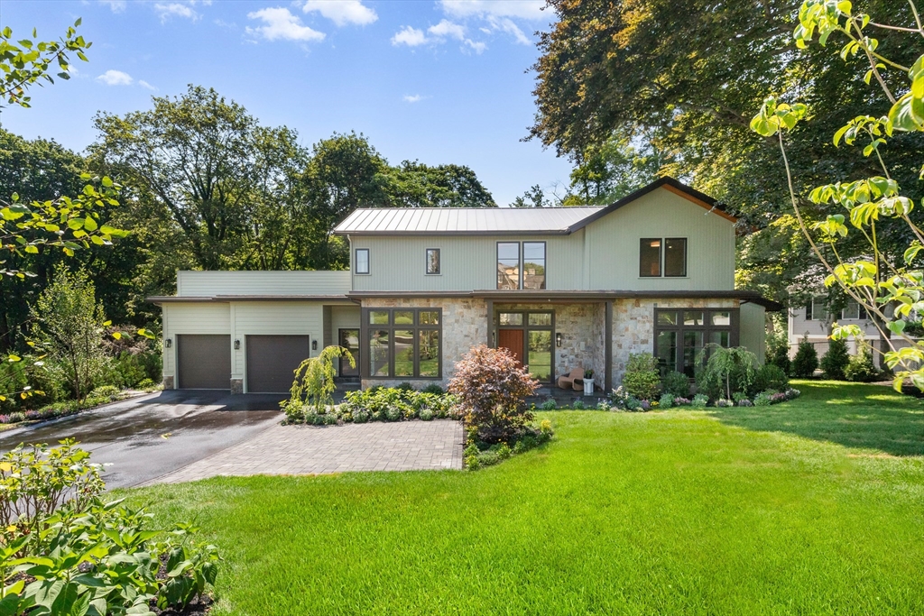 4 Percy Rd in Lexington