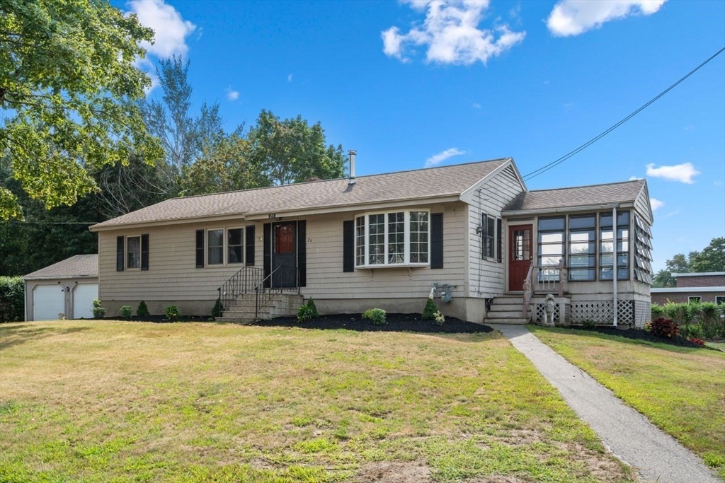 29 Rosedale Avenue in North Andover