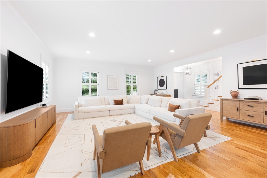 30 Farrow St in Winchester