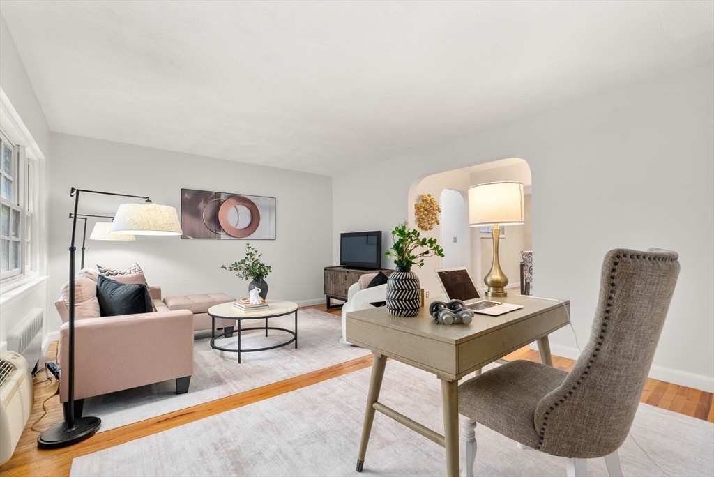 648 Washington St #5 in Brookline