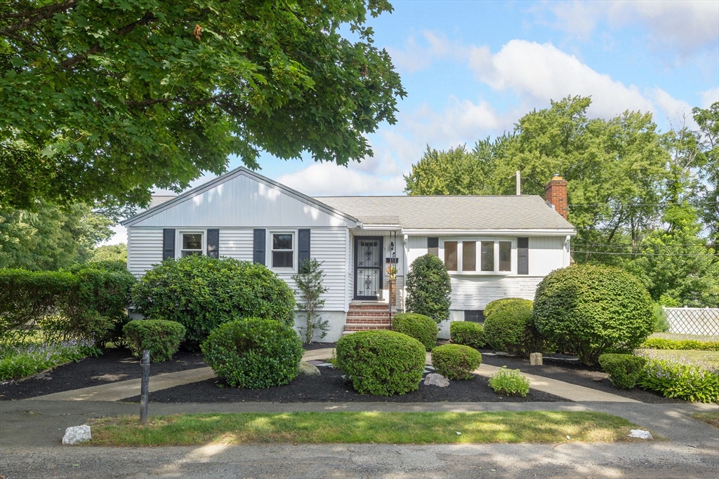 12 Third St in Saugus