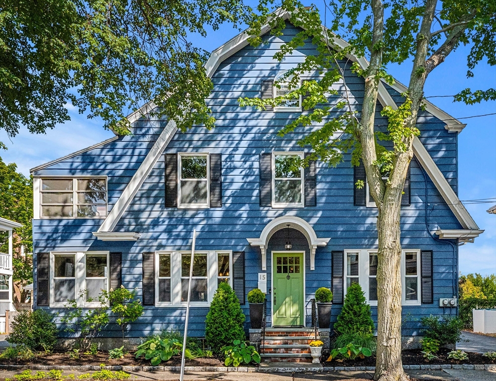 13-15 Saltonstall Parkway in Salem