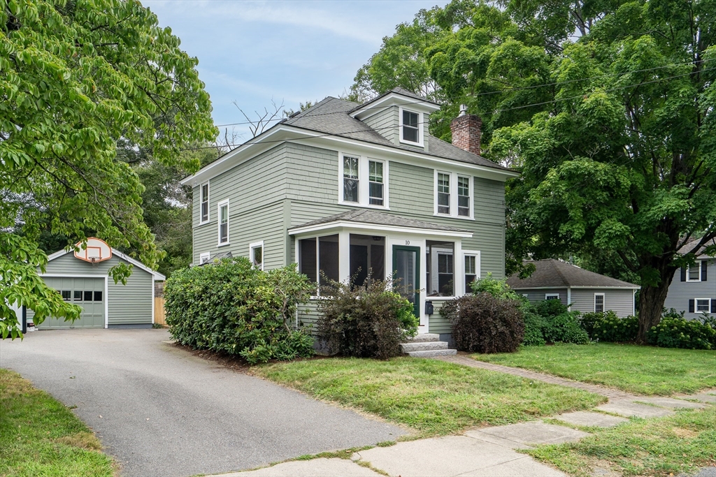 10 Vernon Street in Maynard