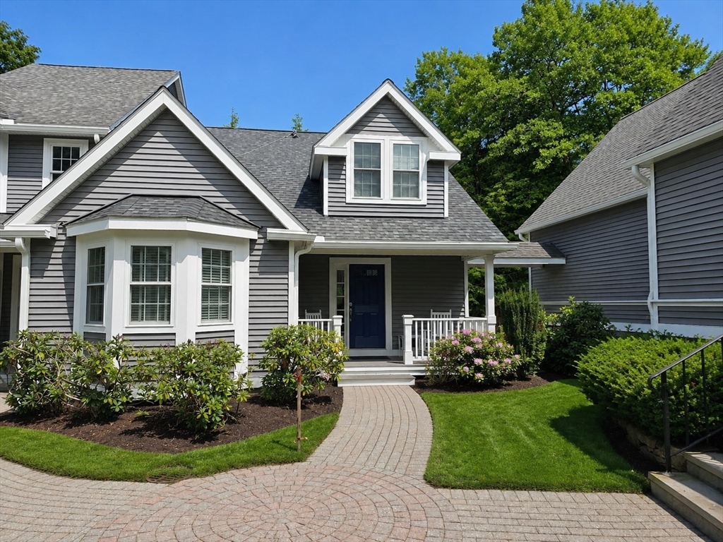 26 Highcroft Way #26 in Hopkinton