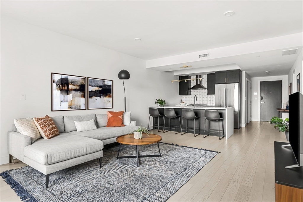 395 Alewife Brook Parkway #3H in Somerville