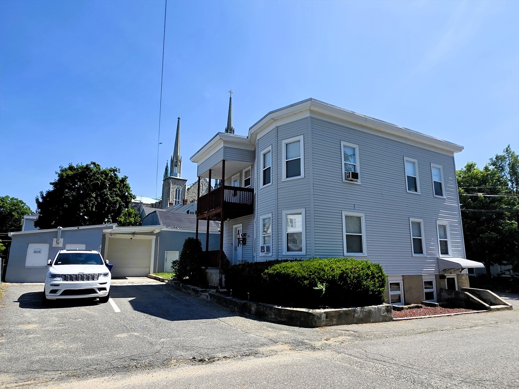 26 Jerome Pl in Leominster