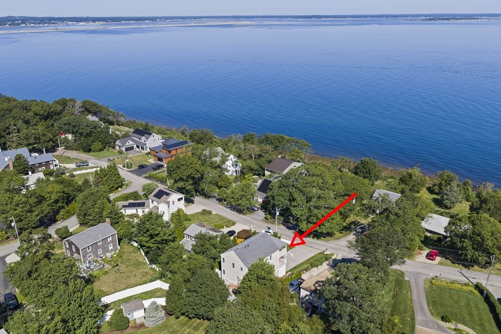 129 Bay Shore Dr in Plymouth