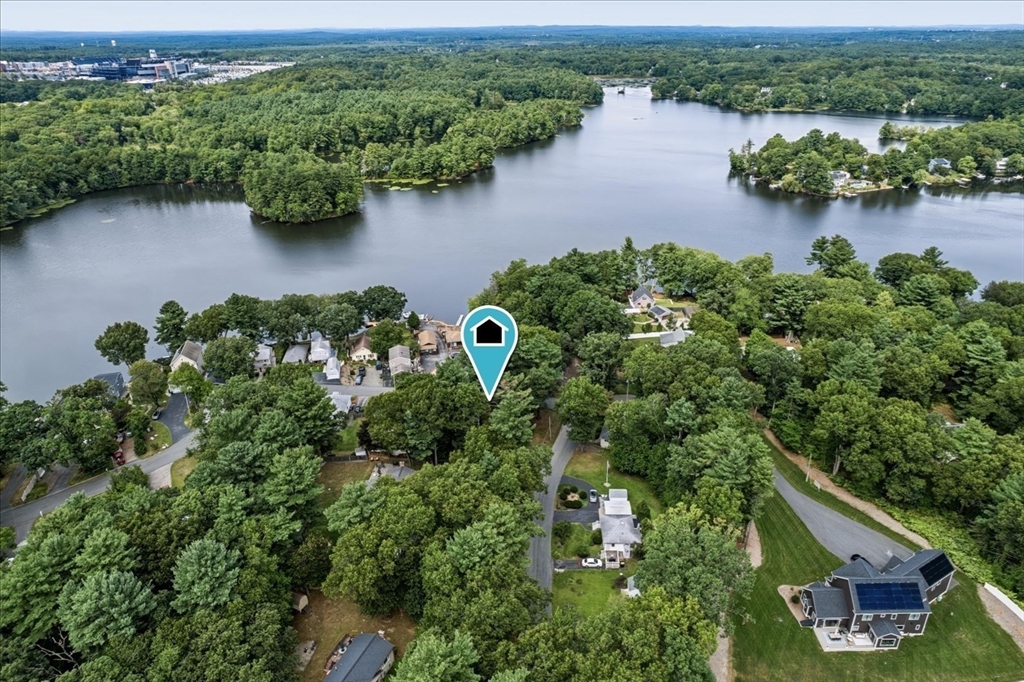 65 Neponset Heights Ave in Foxboro