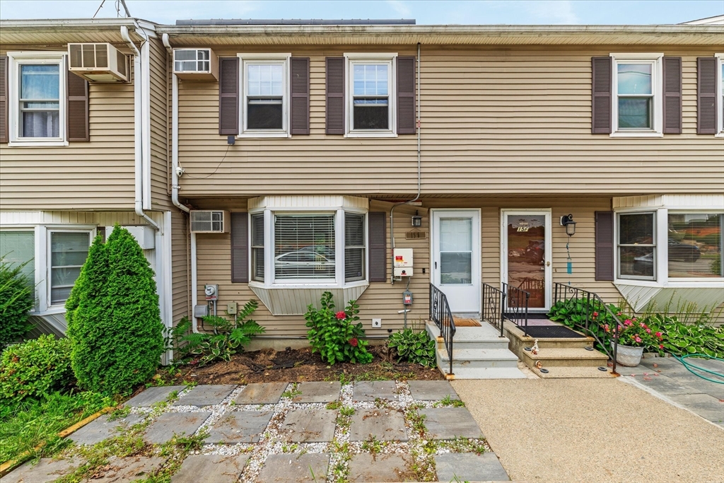 15 Gibbs  St #G in Worcester