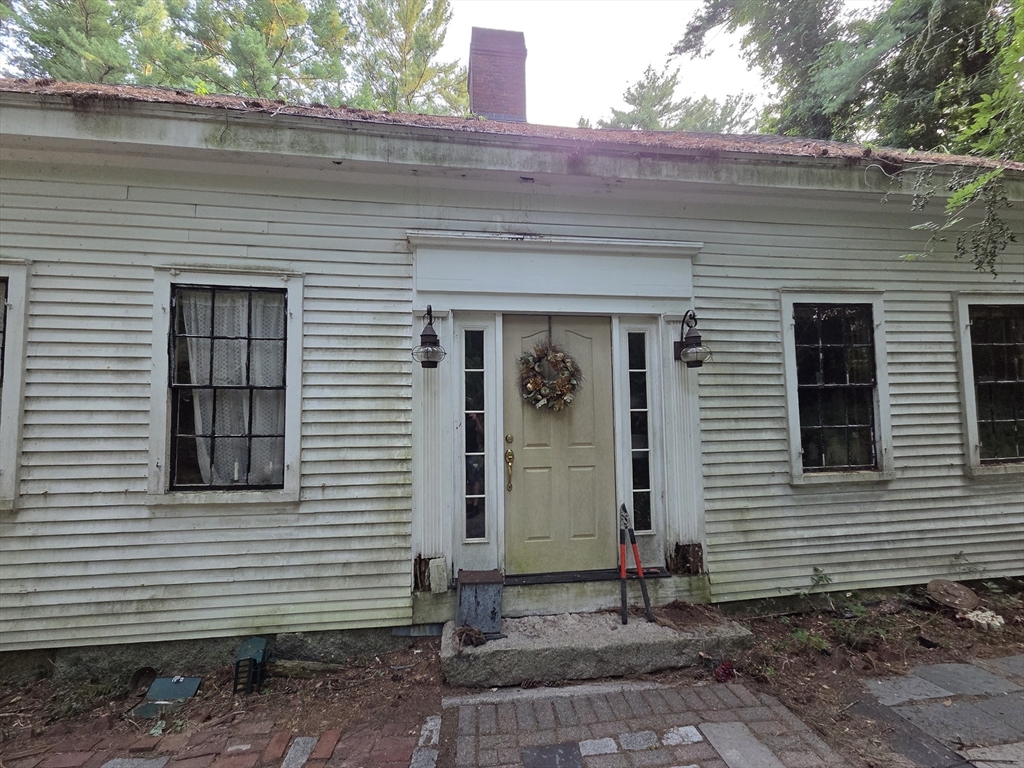 425 Main St in Marshfield