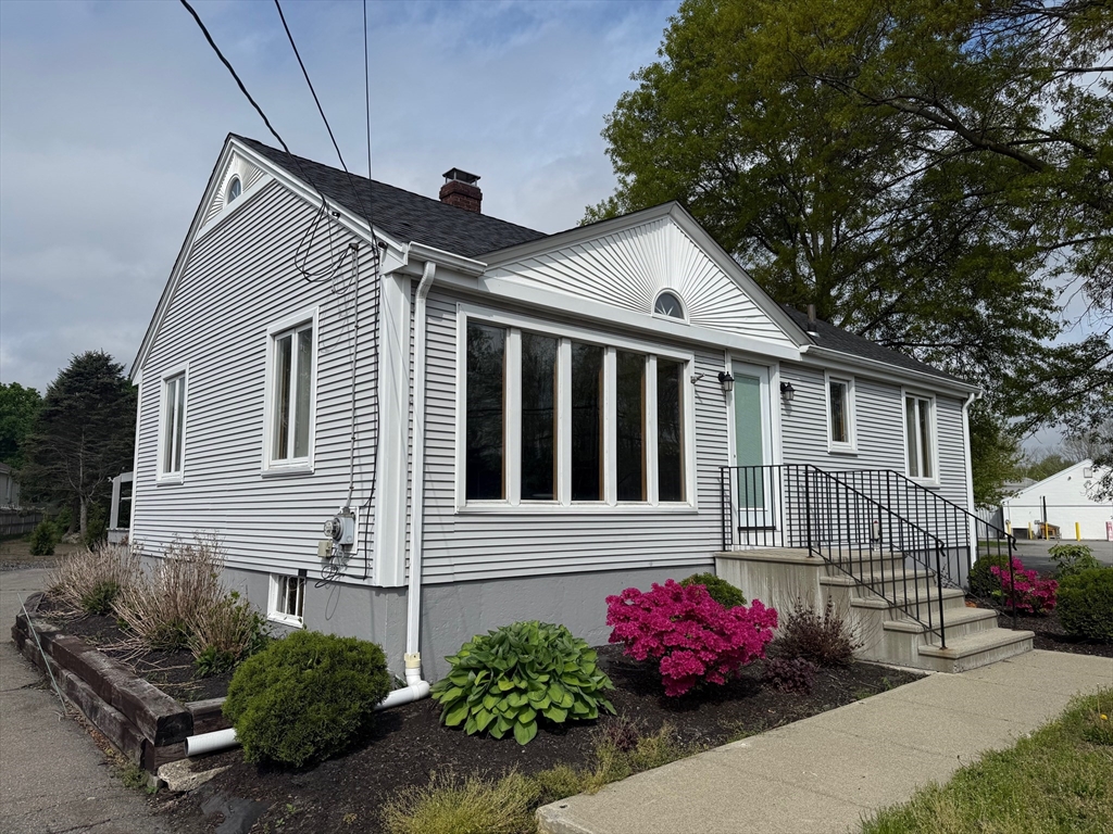 561 County St. in Taunton