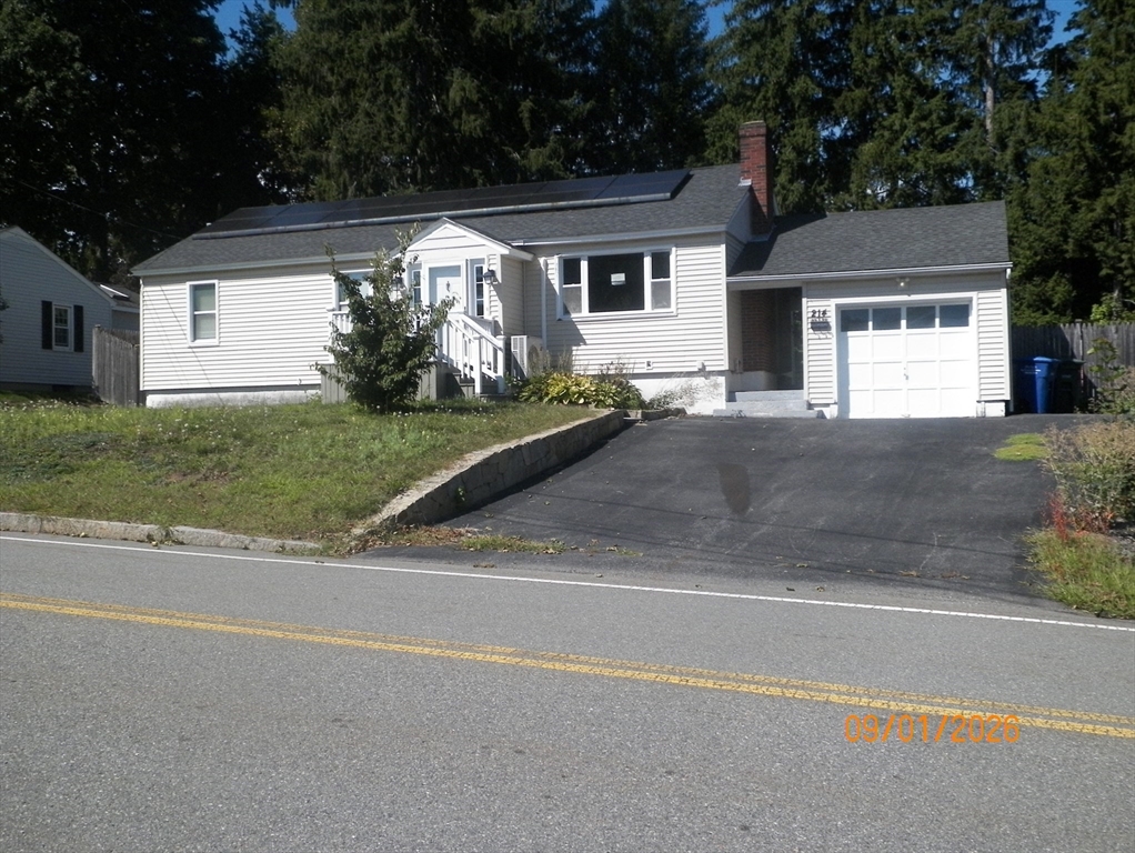 214 Grove Ave in Leominster