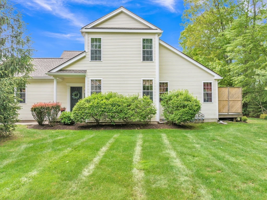 16 Linkside Ct #16 in Northbridge