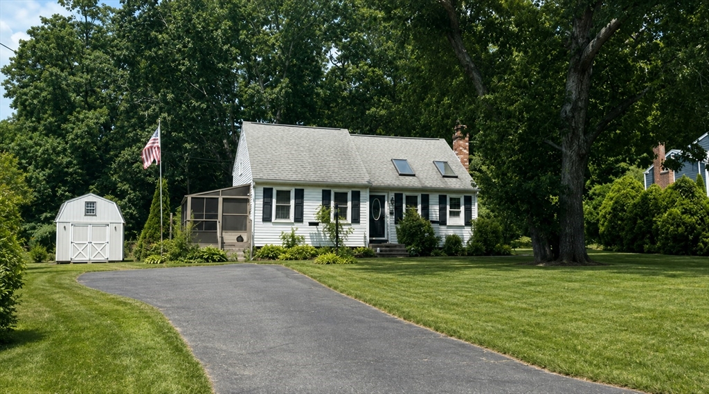 222 Peterson Path in Marshfield