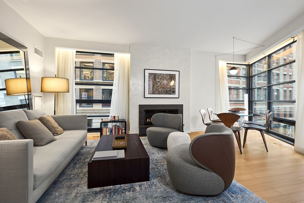 580 Washington St #302 in Boston