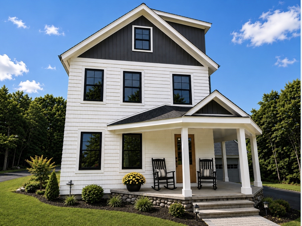 1045 Main St in Concord