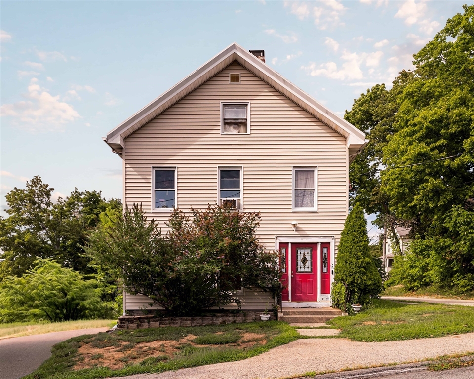24 Prospect St in Weymouth