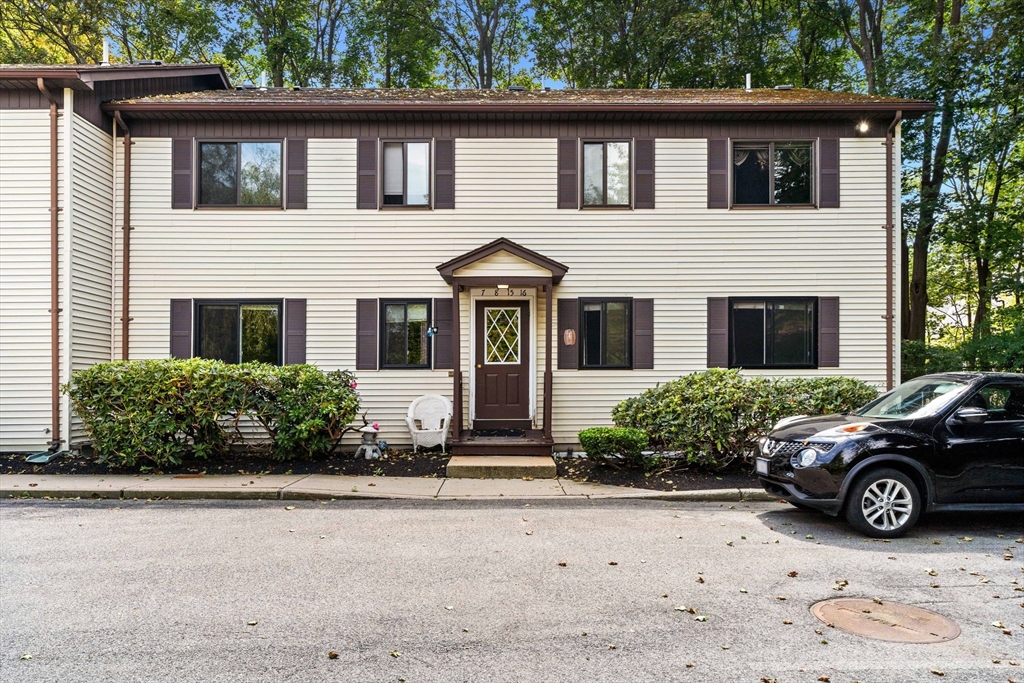 16 Cleveland Place #8 in Gloucester