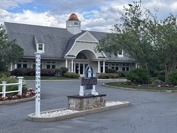606 Schooner Way #606 in Plymouth