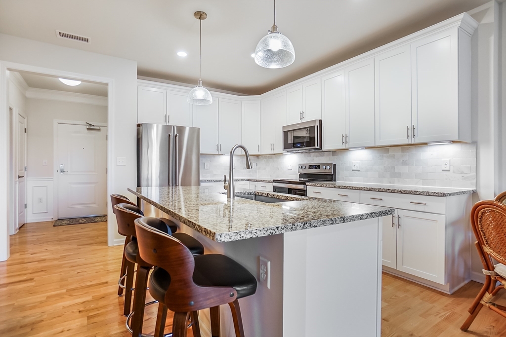 401 Emery #406 in Sudbury