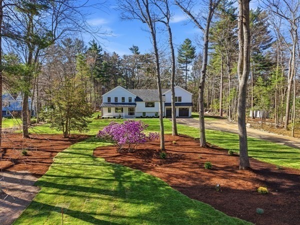 26 Old Pottery Ln in Norwell