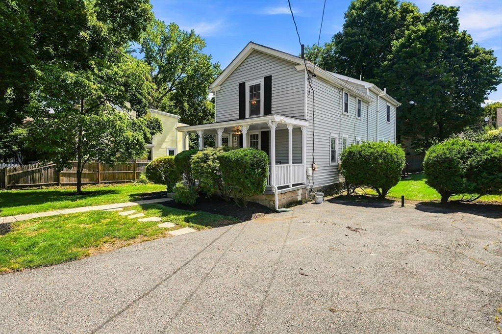 24 Richardson St in Winchester