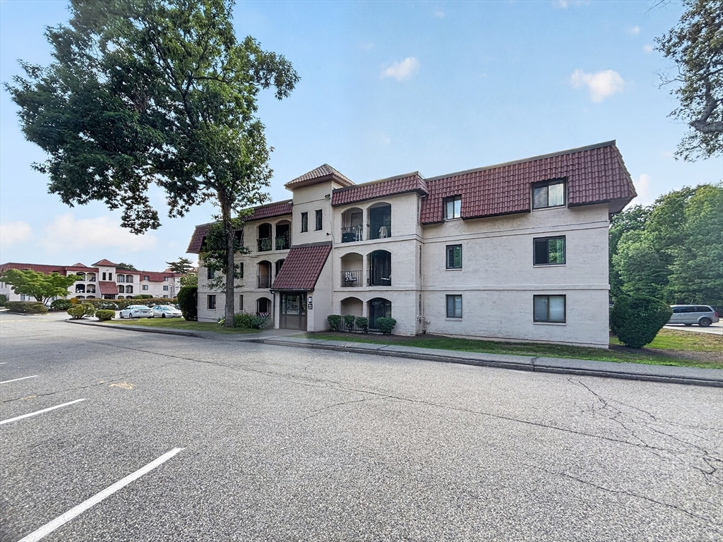 685 Oak St #21-9 in Brockton