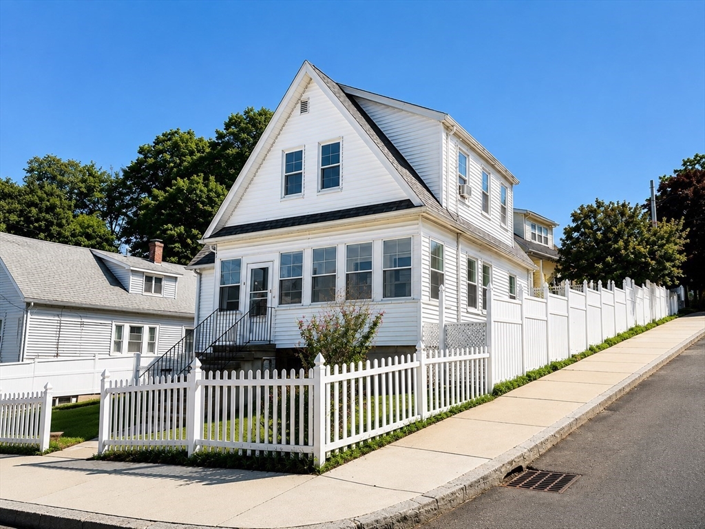 64 Havelock St in Malden