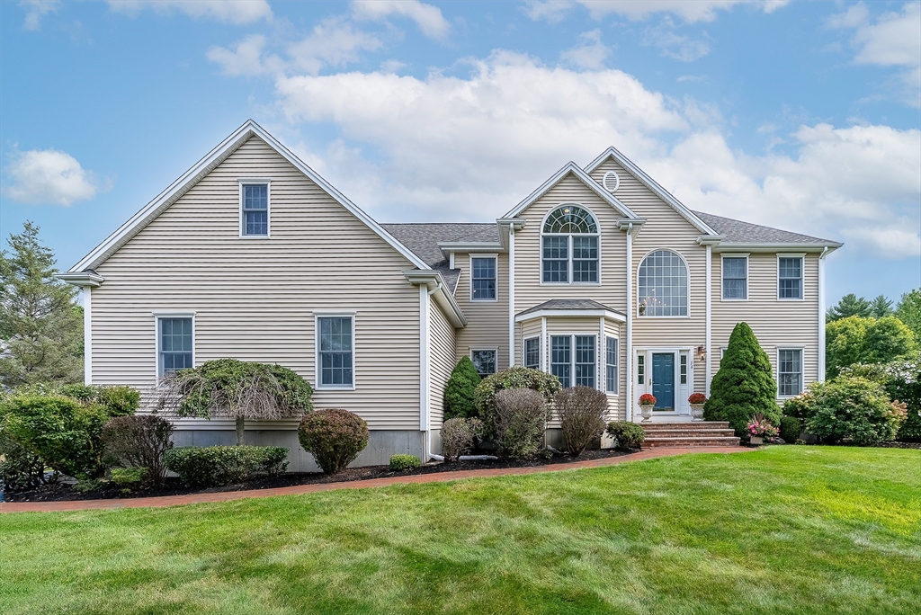 16 Ridgeview Lane in Mansfield