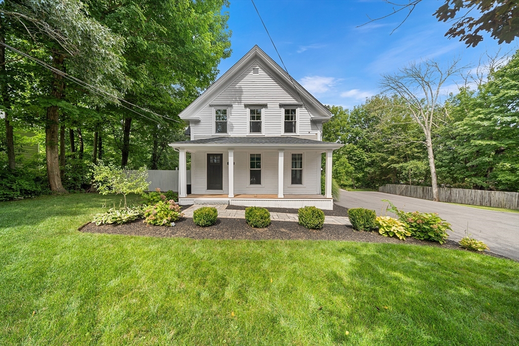 1046 Center St in Dighton