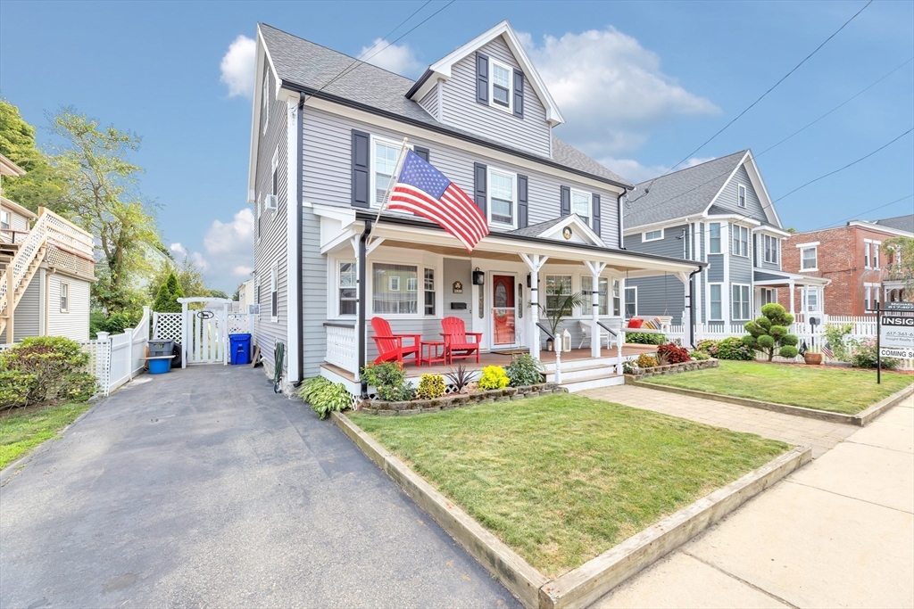1816 River St in Hyde Park