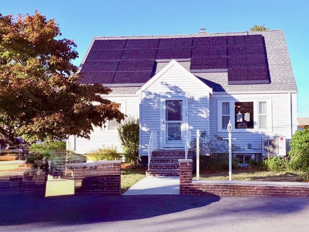 175 Rumney Rd in Revere