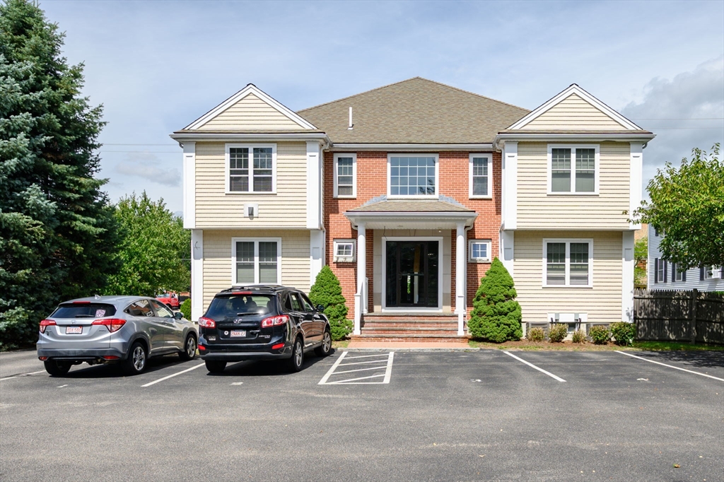 289 North Ave in Abington