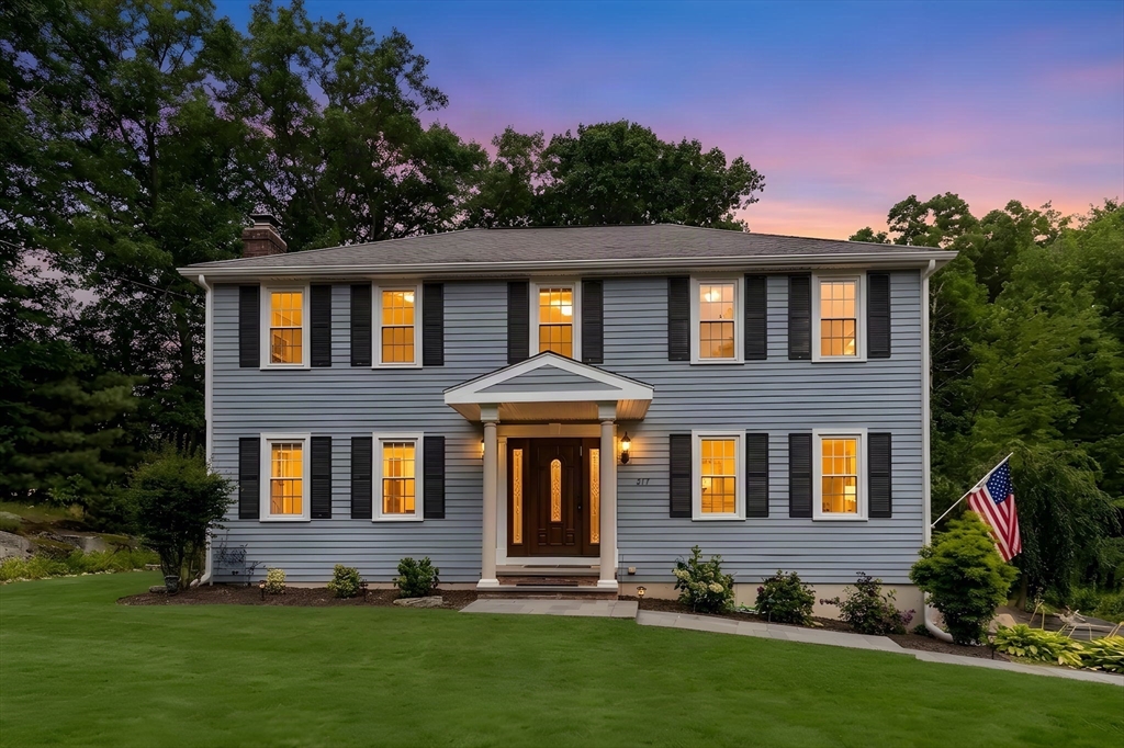 271 Cliff Drive in North Attleboro