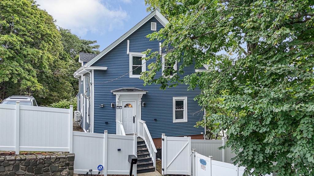 24 Rockaway Ct in Lynn