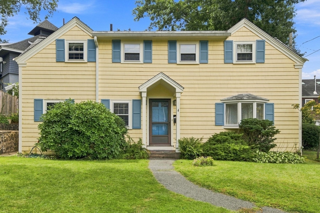 4 Littles Point Lane in Swampscott