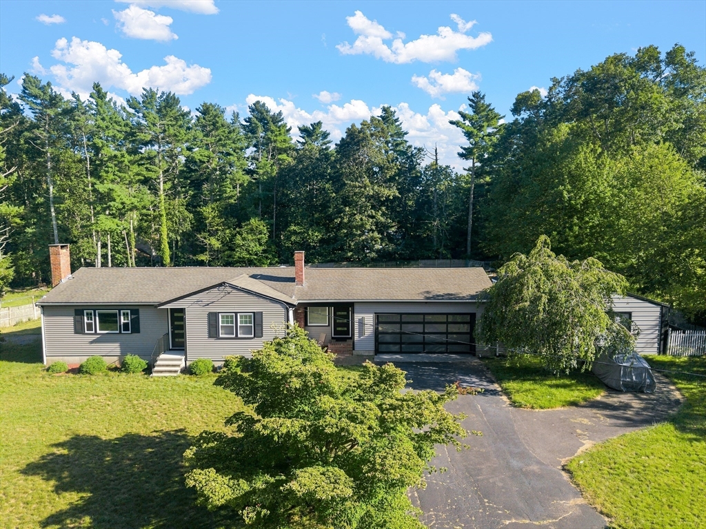 4 Starling Ave in Kingston