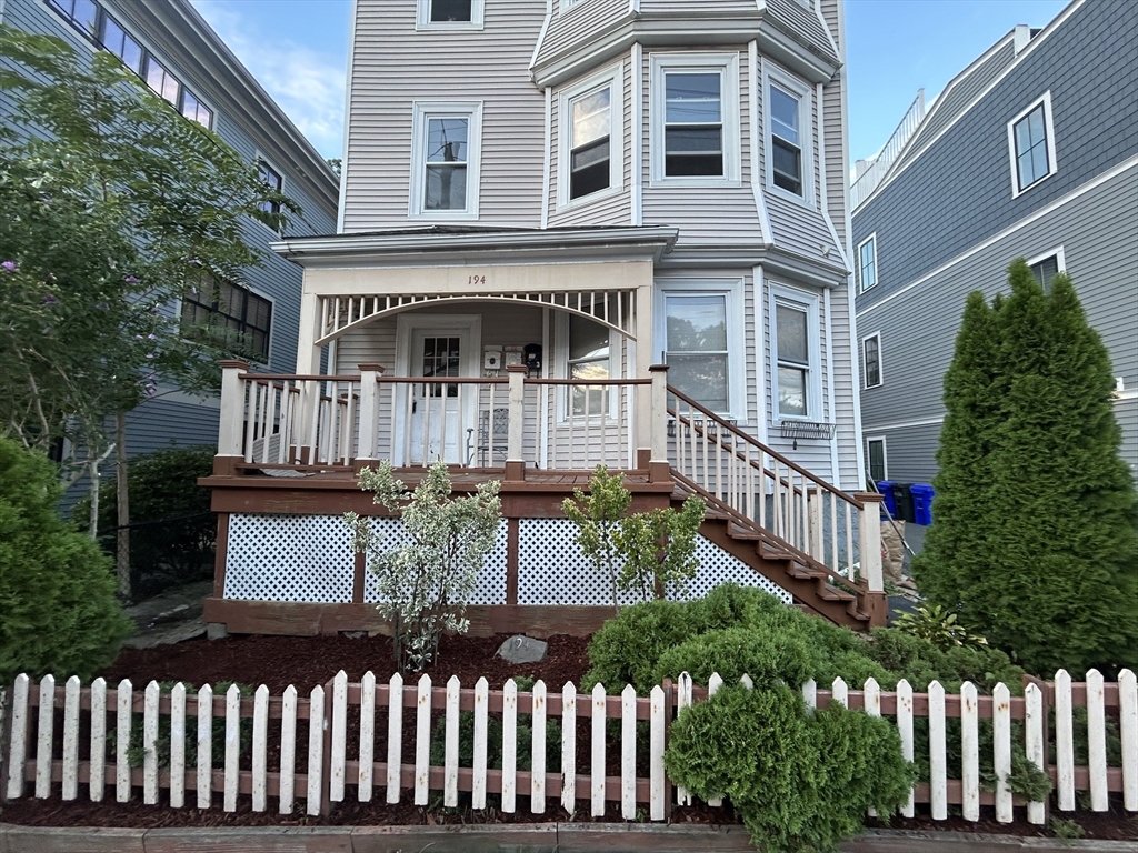 194 Boylston St in Jamaica Plain
