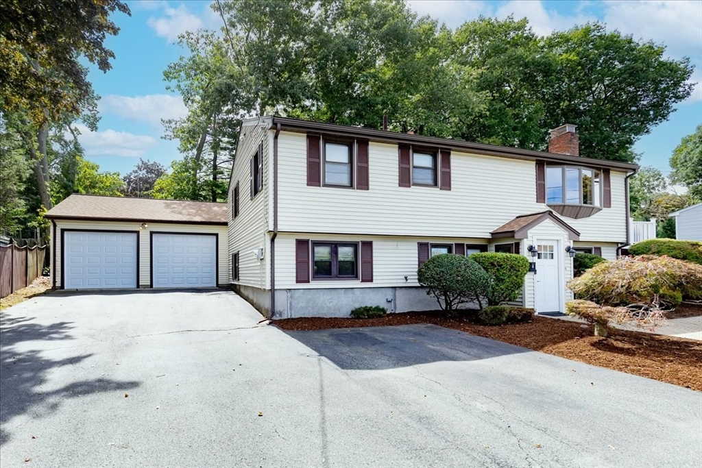 8 Judith Road in Peabody