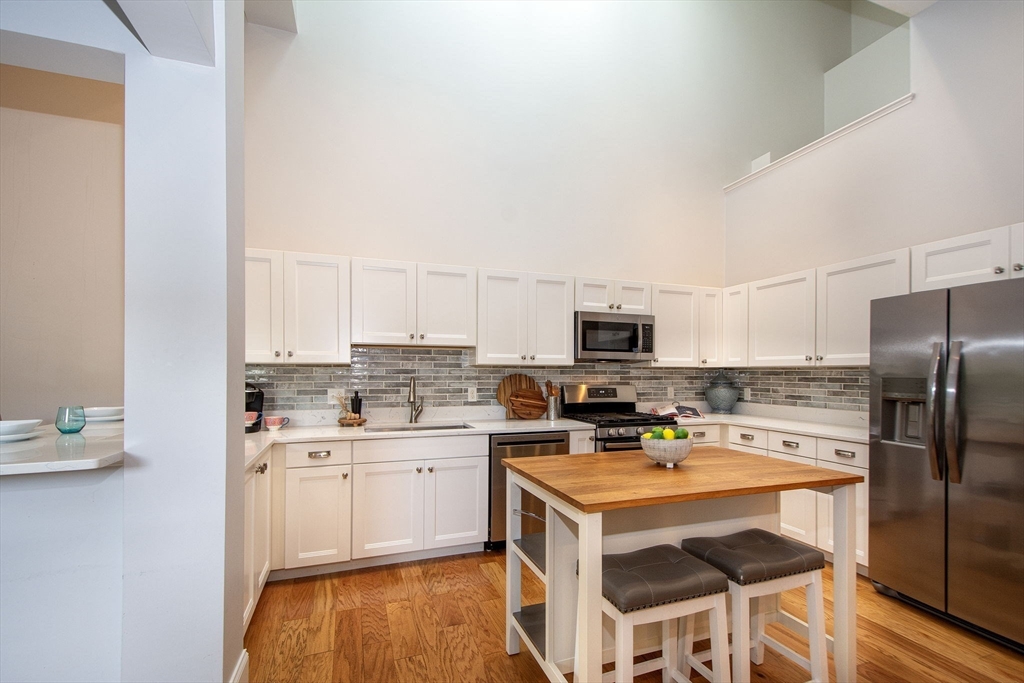 599 Washington St #9 in Pembroke