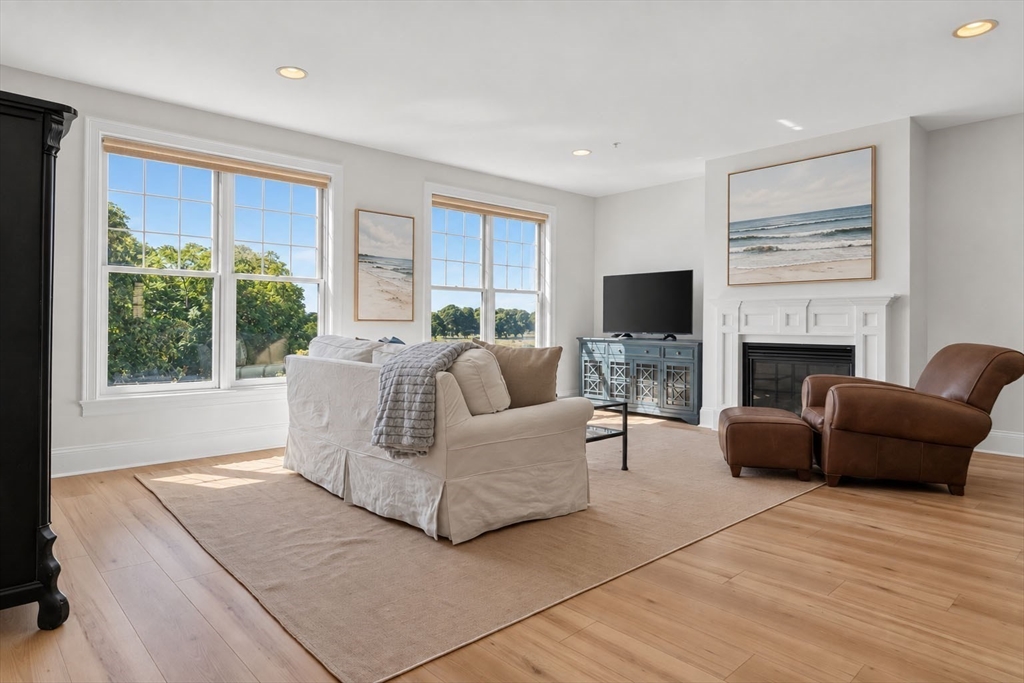 1306 Columbia Road #4C in Boston