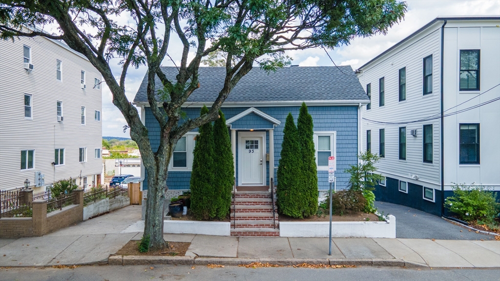 93 Jaques St in Somerville