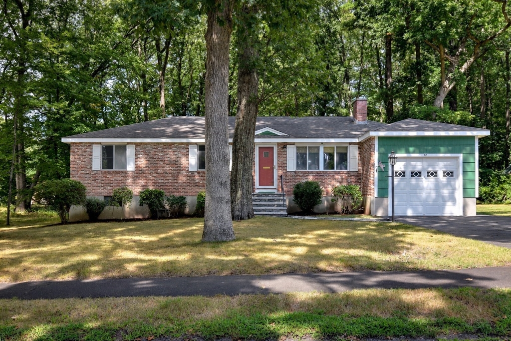 12 Claudette Circle in Framingham