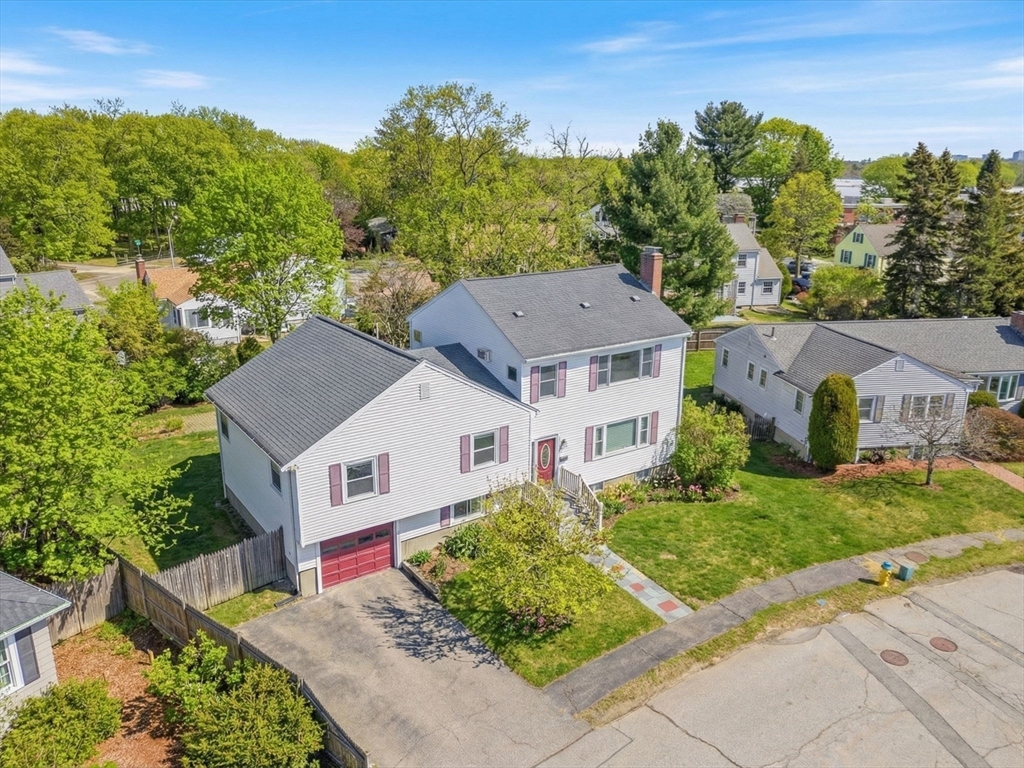 92 Shaw Rd in Belmont