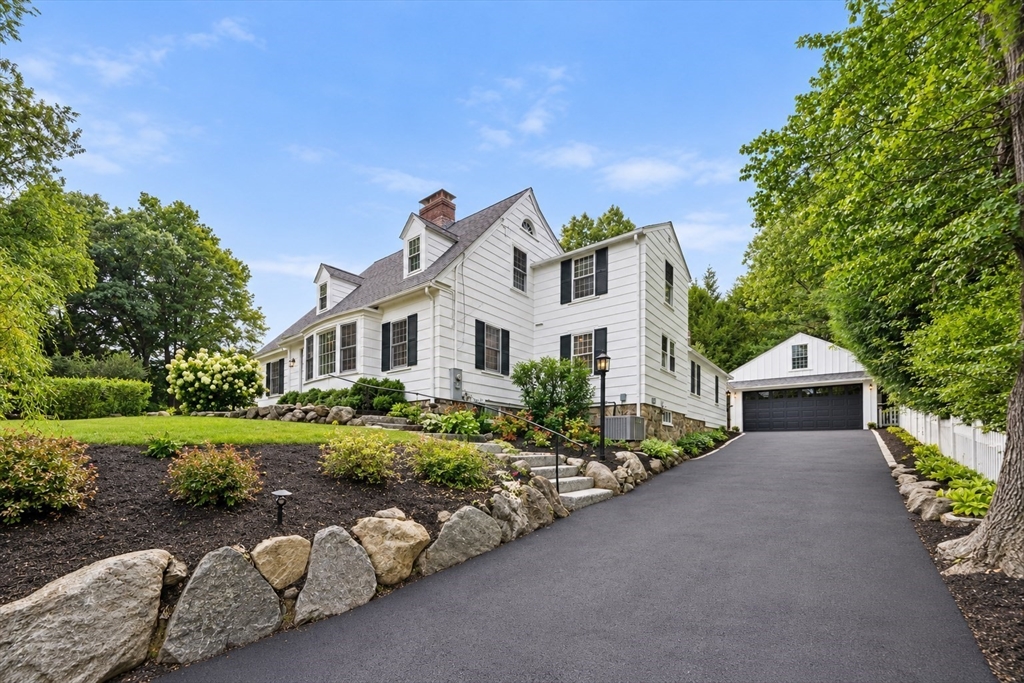 46 Bedford Rd in Lincoln