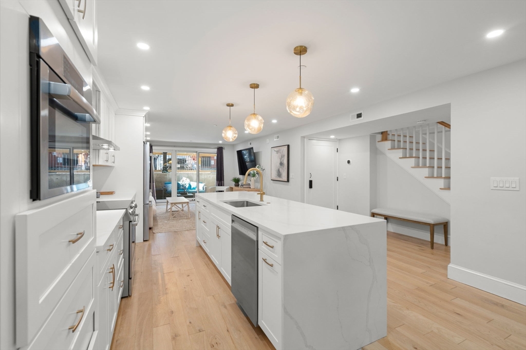 5 Worcester Sq #A in Boston