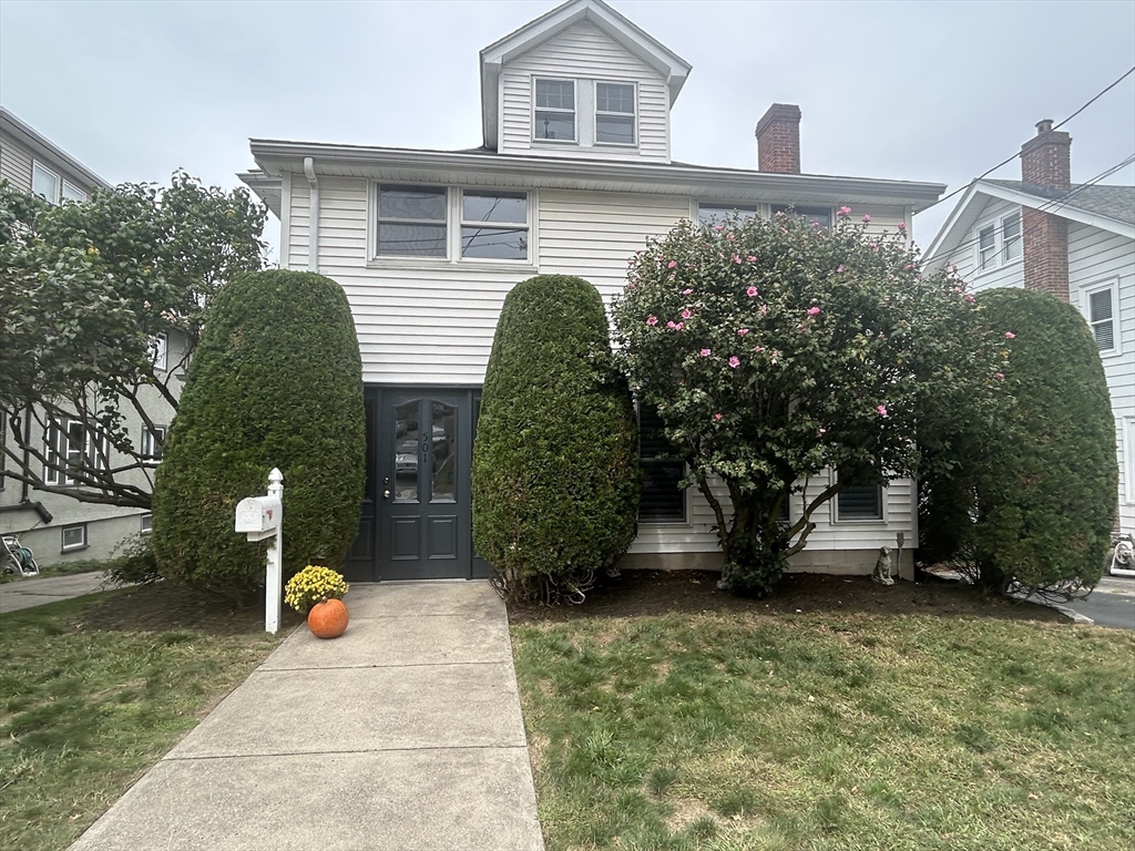 501 Belmont St in Belmont