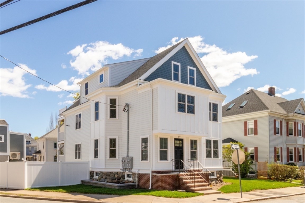 59-61 Wellington St #3 in Waltham