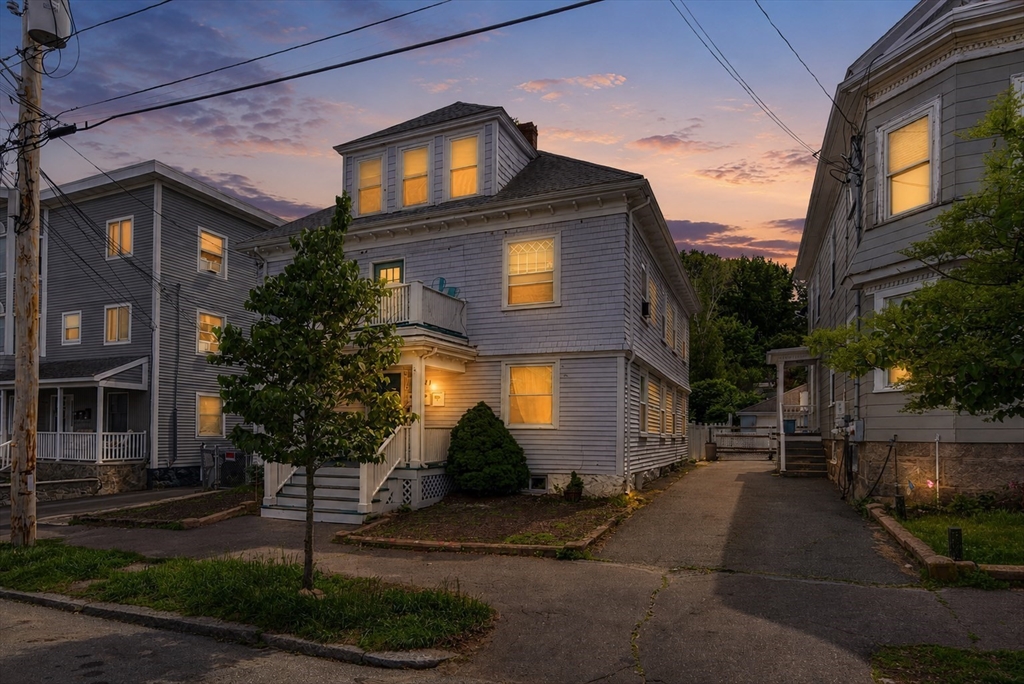 21 DUNLAP ST #3 in Salem