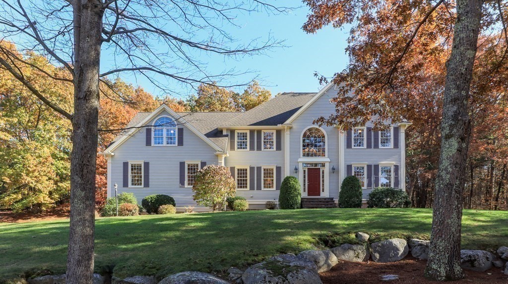 78 Duck Pond Dr in Groton